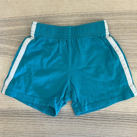 The children place shorts set 2 - Picture 2 of 4